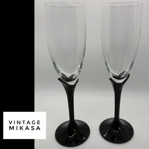 Pair of Vintage Mikasa Art Deco Champagne Flutes